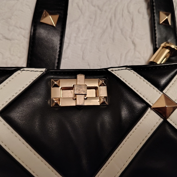Black & White Cross-Strap Leather Shoulder Bag with Gold Accents - Picture 8 of 12